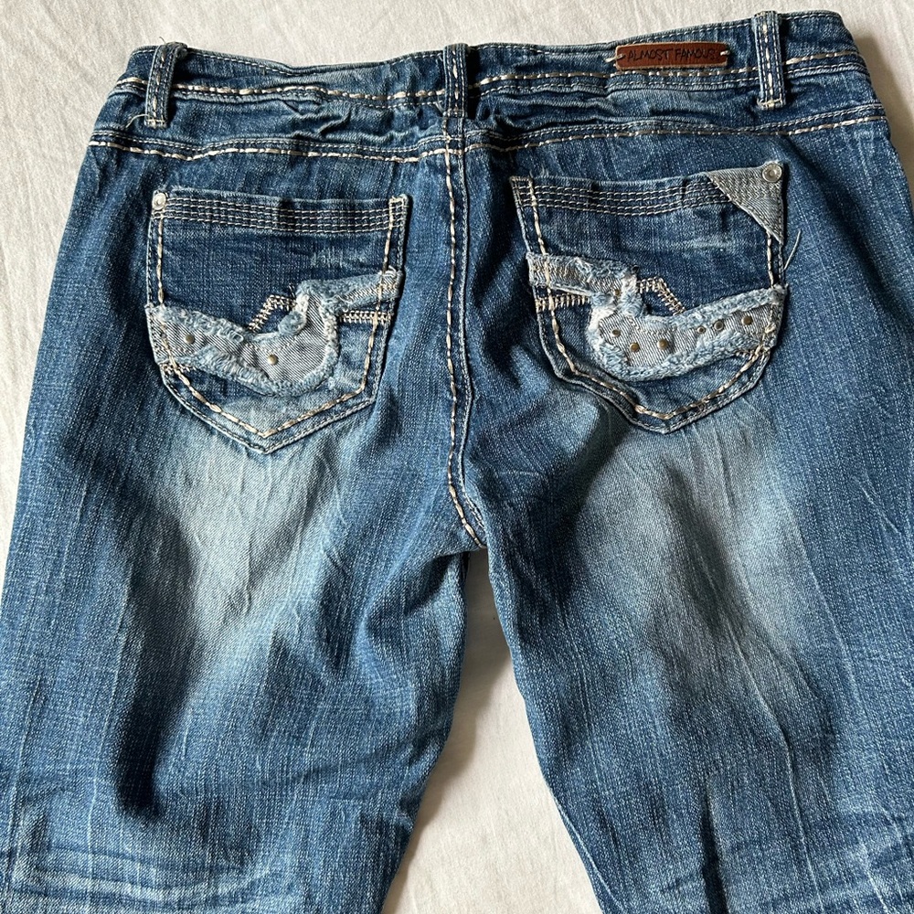Almost Famous Distressed Y2K Capri Jeans - Picture 9 of 11